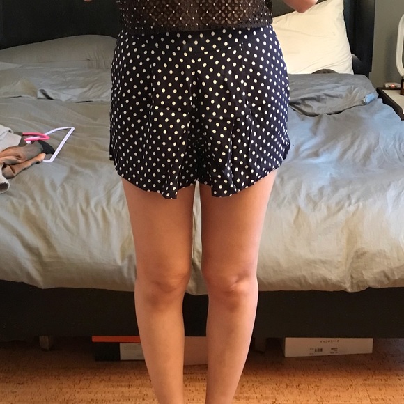 Zara Shorts - Picture 4 of 4